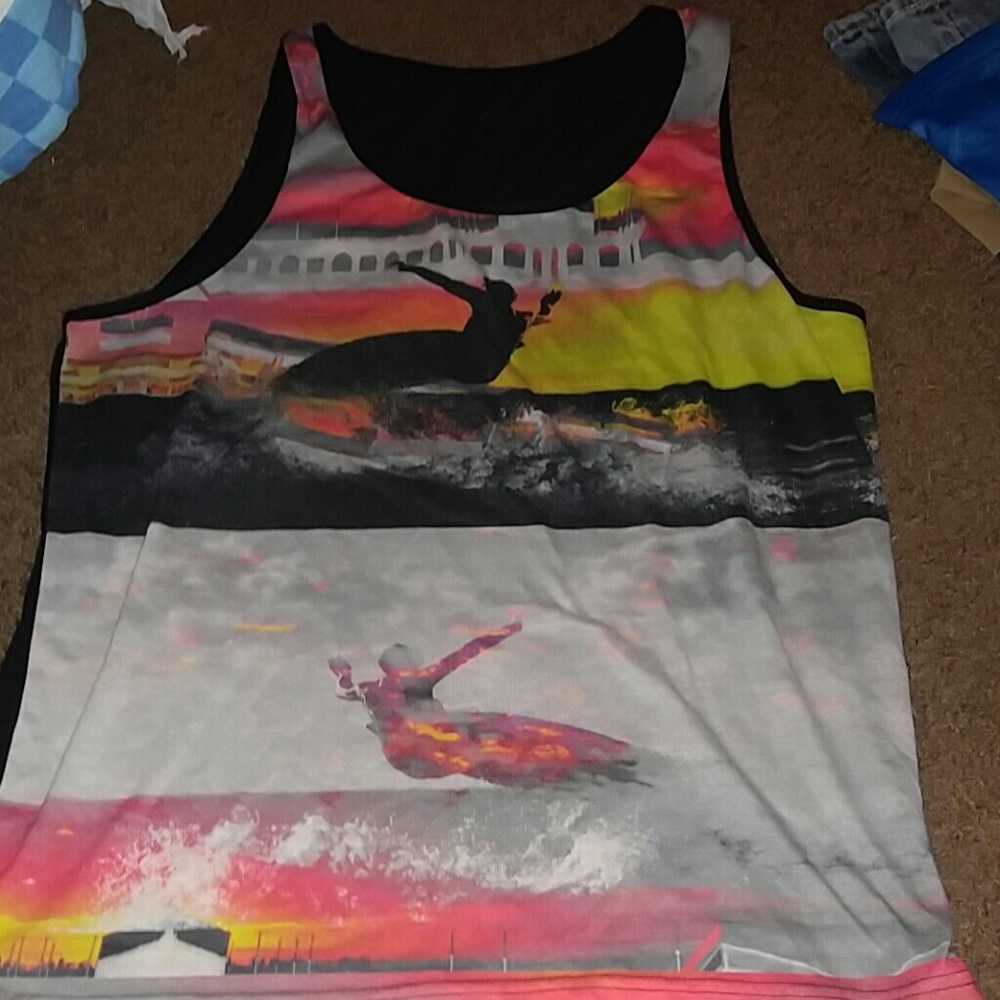 Surf tank top. Size M